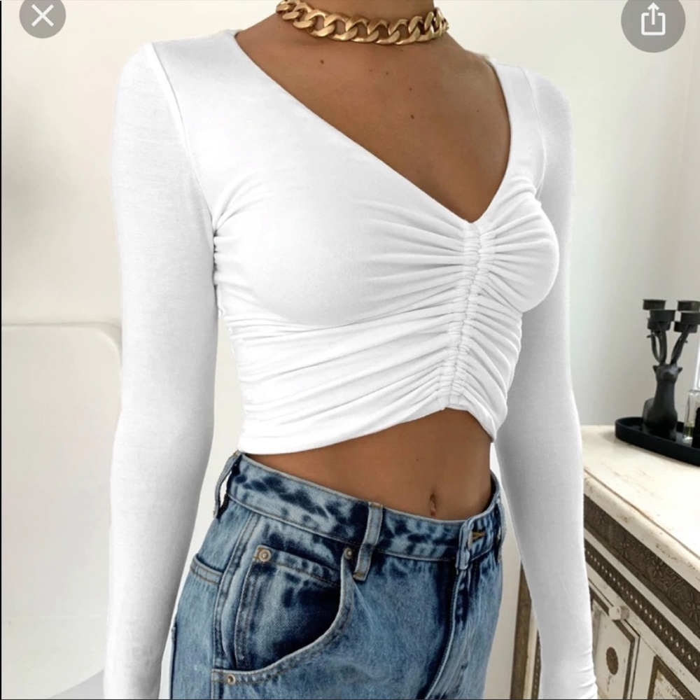 Tiger mist ruched long sleeve top. Size XS.
